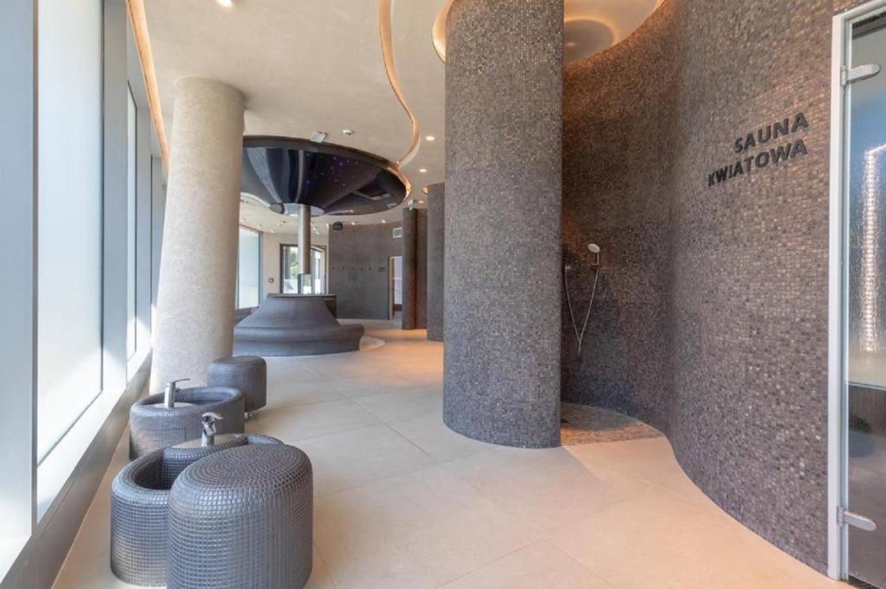 Cristallo Apartament Luxury Resort & Spa - Sea View By Renters Prestige Miedzyzdroje Exteriör bild